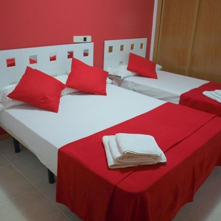 Hostal El Parque San Martin De La Vega Ngoại thất bức ảnh