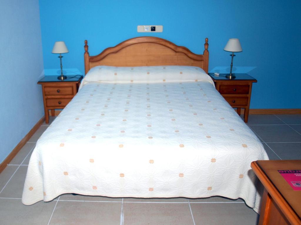 Hostal El Parque San Martin De La Vega Ngoại thất bức ảnh